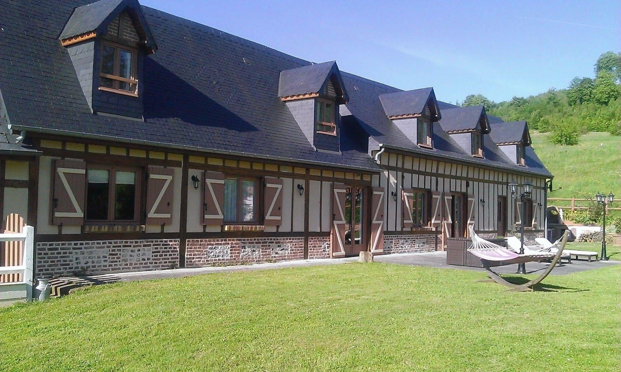 La Longere Des Nuits De Varenne Muchedent Exterior foto